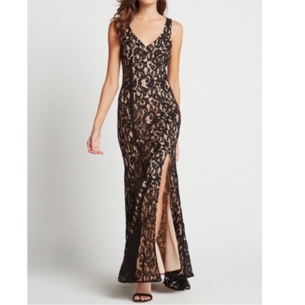 BCBG Generation Black and Nude Floral
Lace Slit Godets Evening Dress Size 4